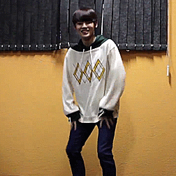 tumblr_p77cxkBRUN1x12oh9o1_400.gif