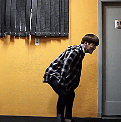 tumblr_p77cxkBRUN1x12oh9o3_250.gif