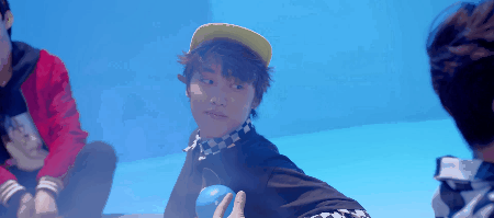 tumblr_pekvxj4vAW1tibrp7_500.gif