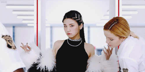 tumblr_pmpwe2FsxH1y2nngmo3_500.gif