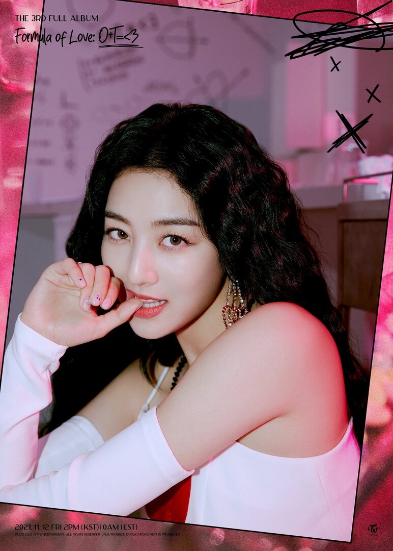 Twice - Jihyo (Formula of Love, Scientist Teaser) 02.jpg