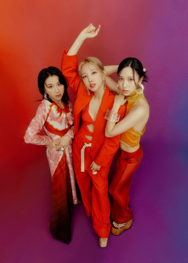 twice1.jpg