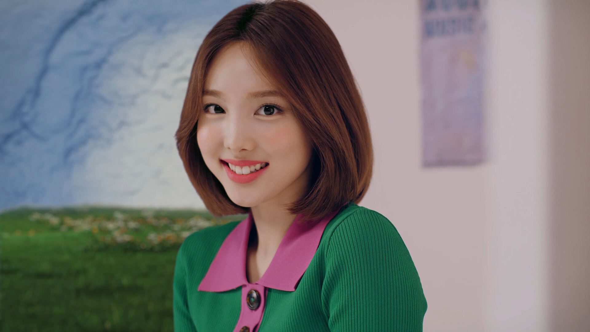TWICE_Fanfare_Nayeon_3.jpg