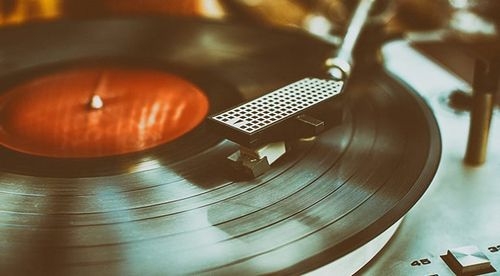 vinylblog_header_770x425.jpg