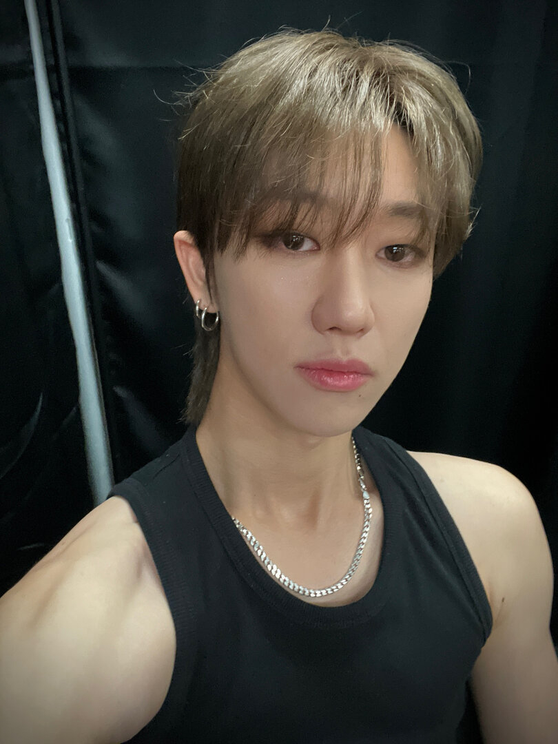 weverse_20231203174140.jpg