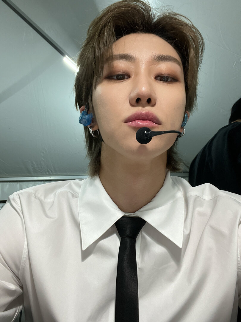 weverse_20231203174145.jpg
