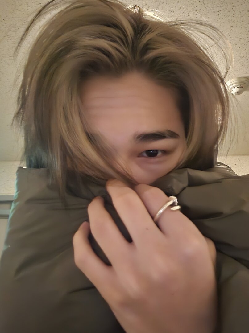 weverse_20231206123021.jpg