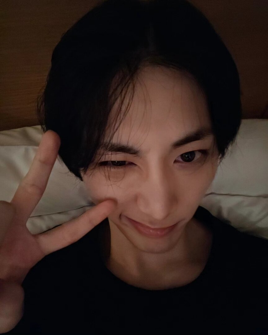 weverse_20231208103323-1.jpg