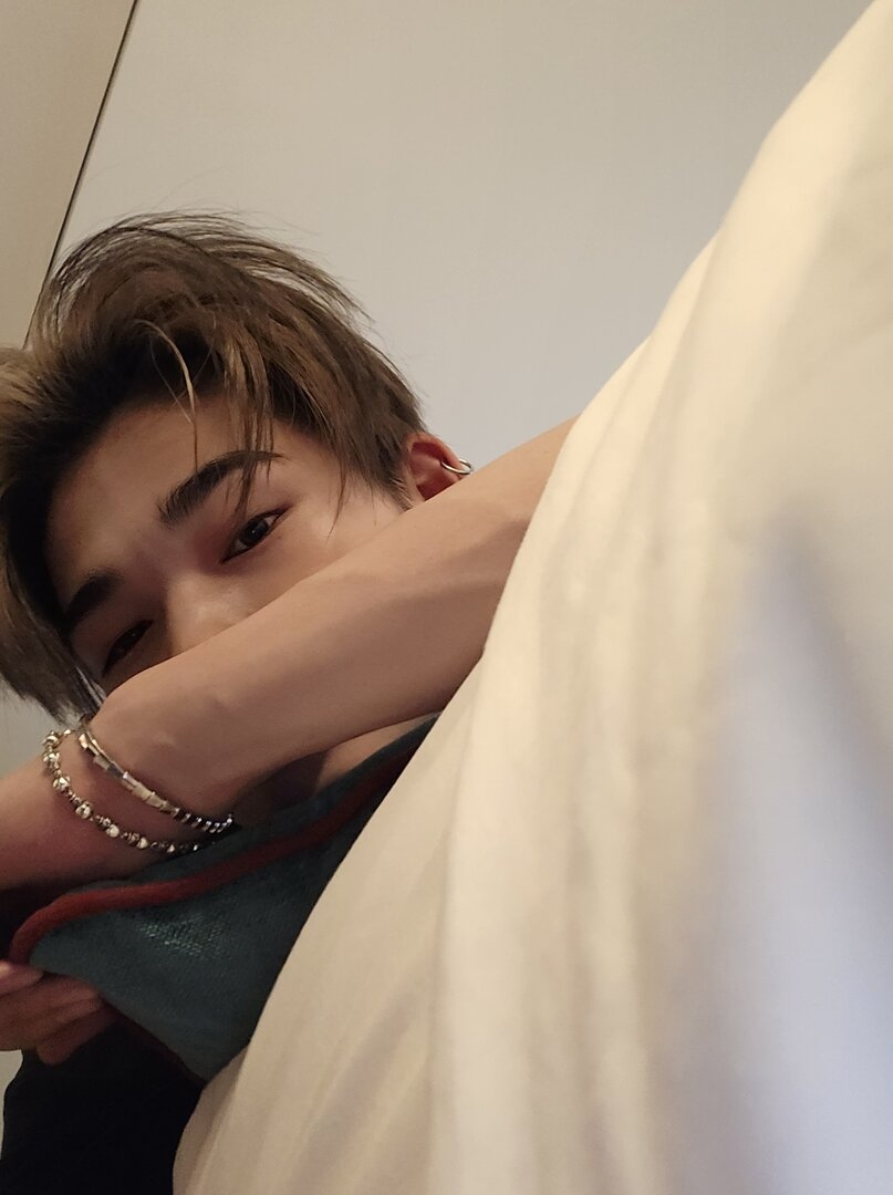weverse_20231212090251-2.jpg