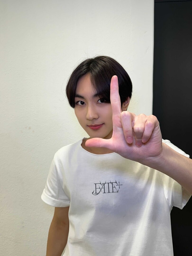 weverse_20240225130144.jpg