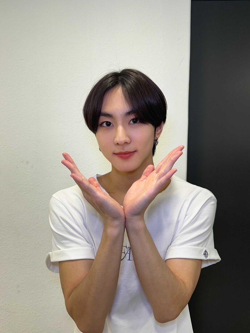 weverse_20240225130145-1.jpg