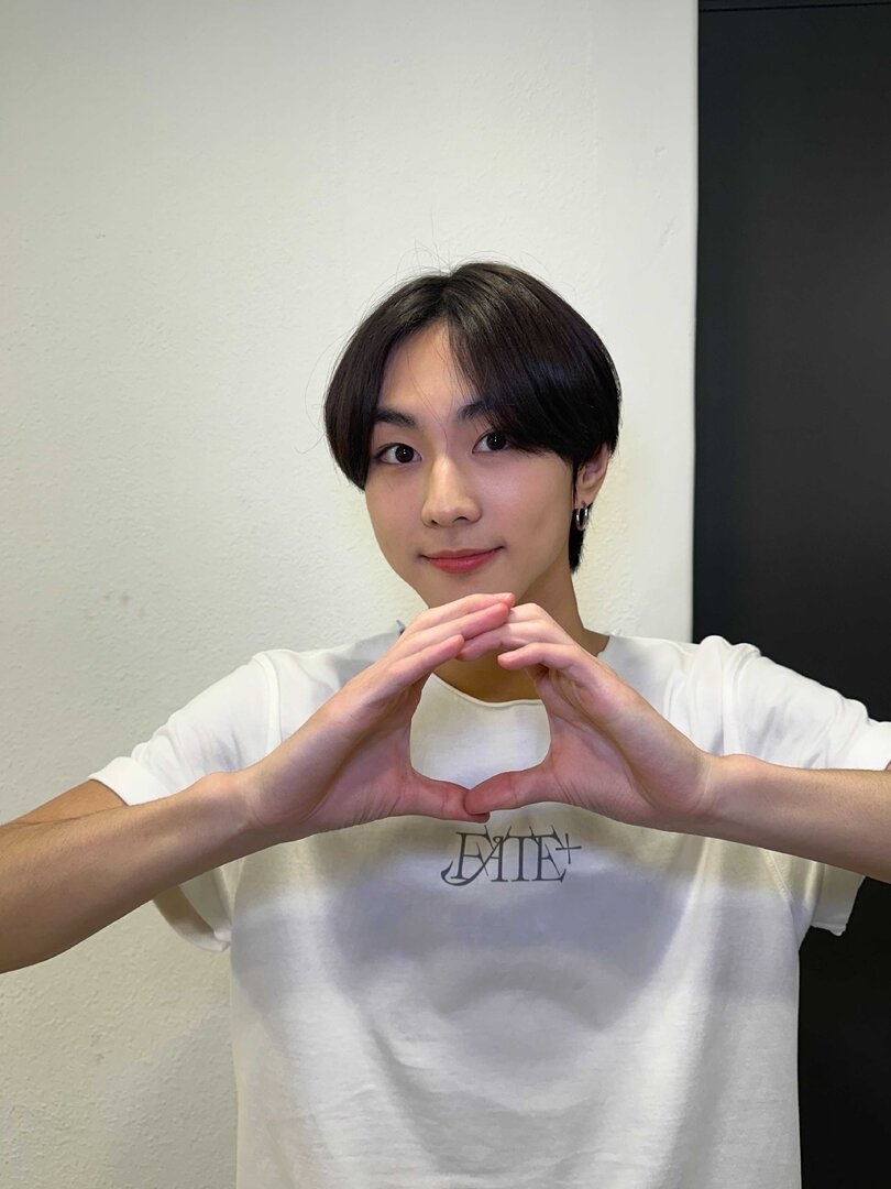 weverse_20240225130145.jpg