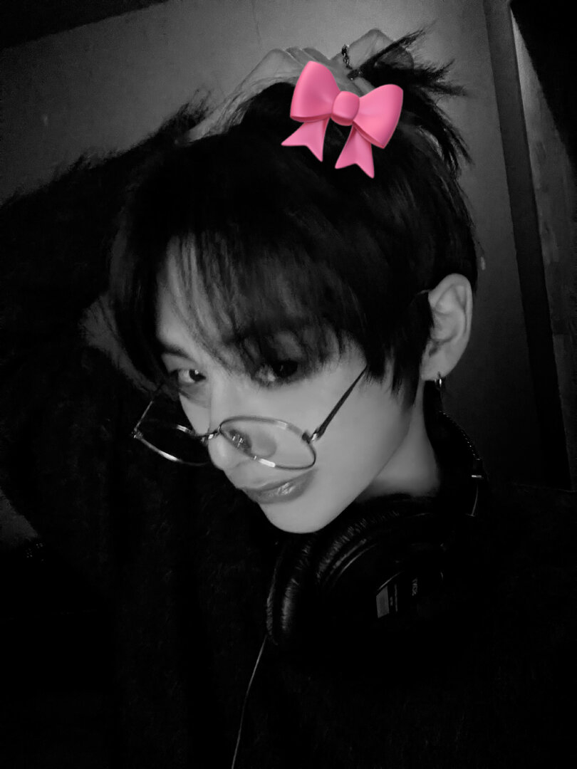 Weverse_4fee5.jpg