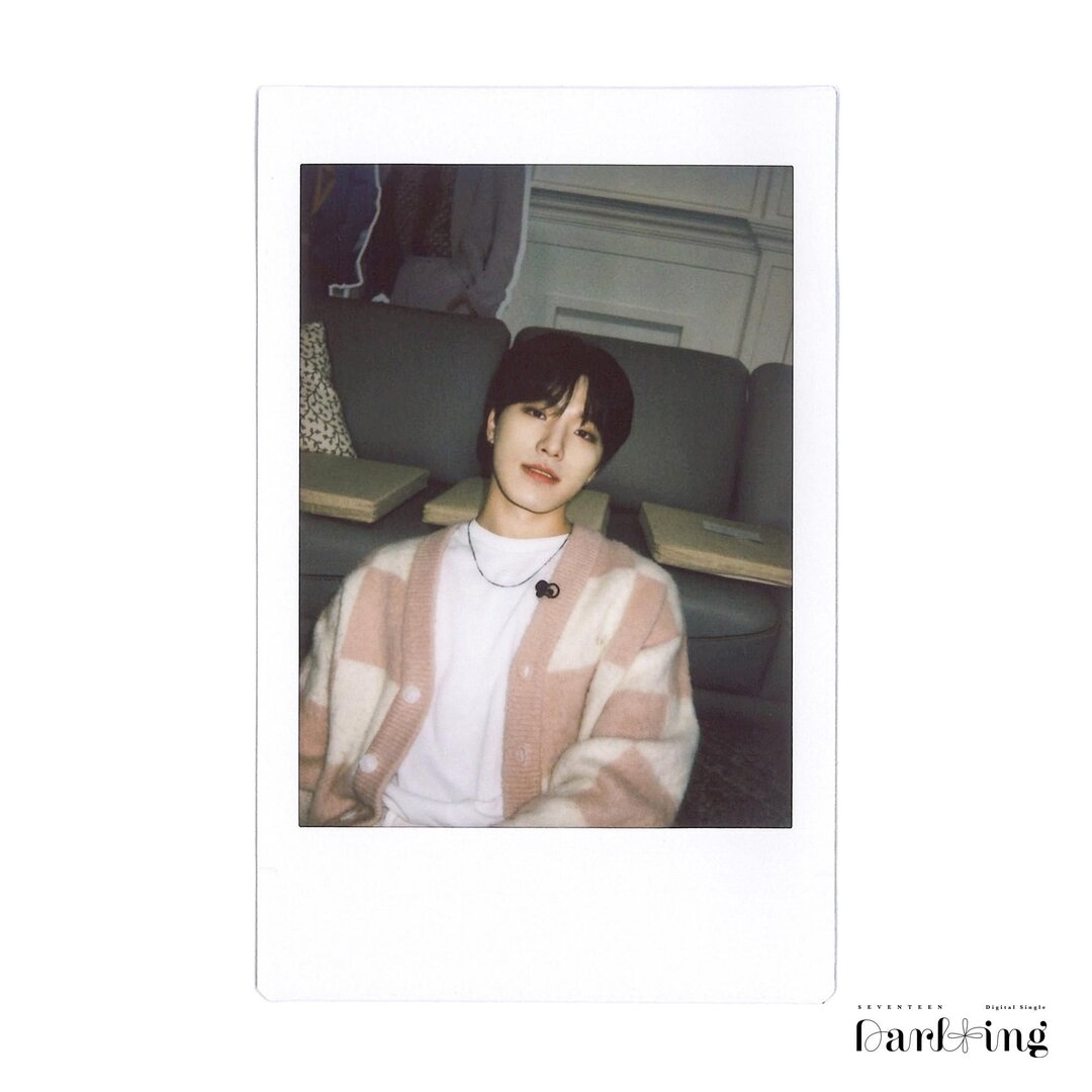 weverse_media_cda73ba5c2dd43e5a12c30819be15dae313.jpg