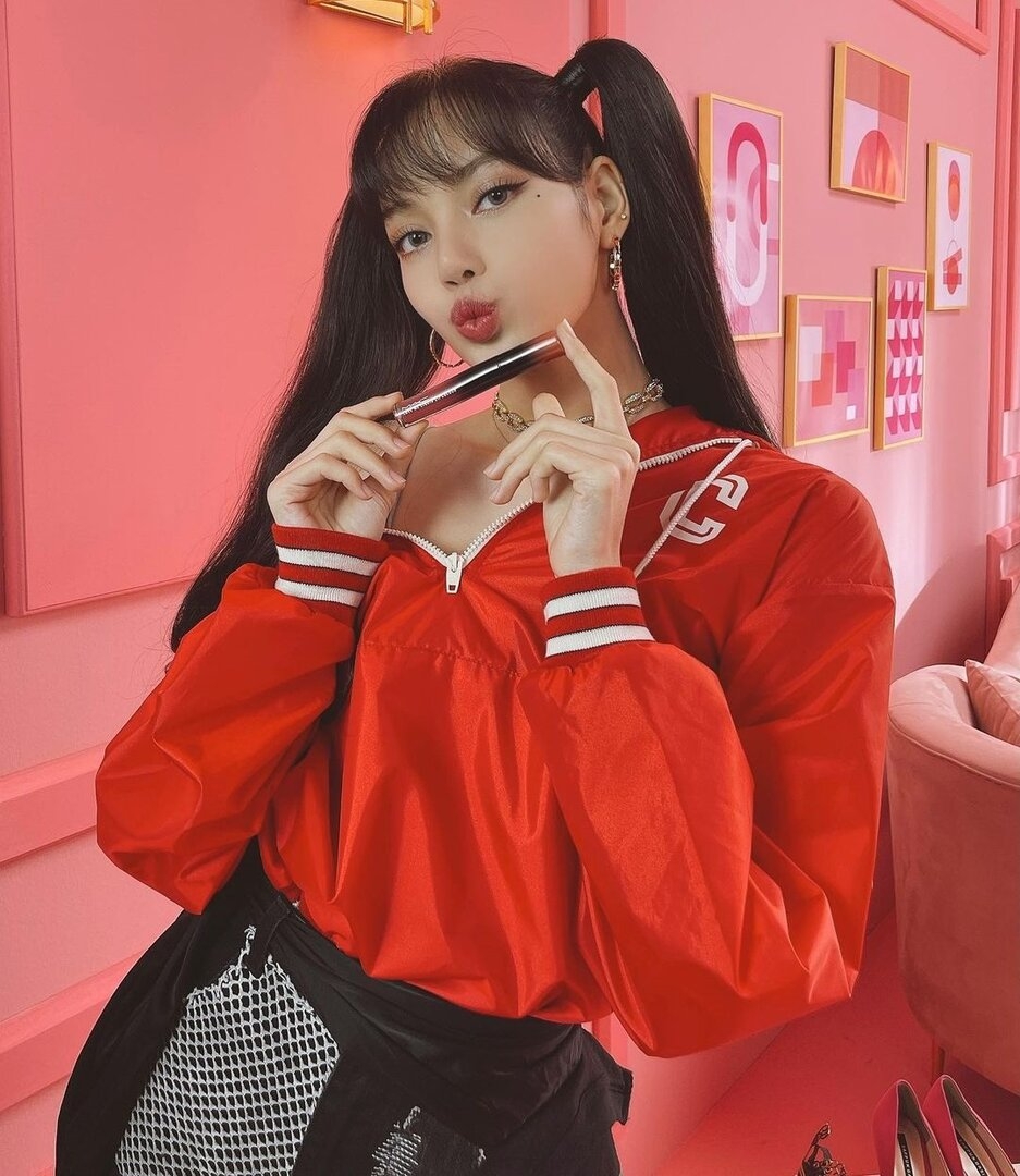 Who-is-Lisa.jpg