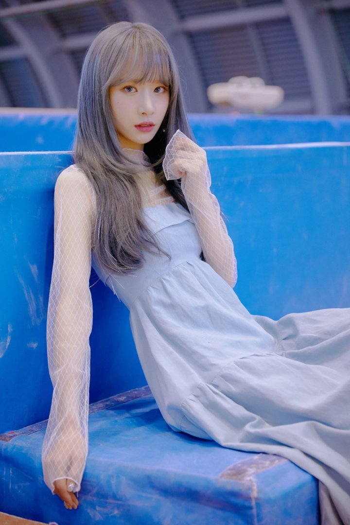 31381