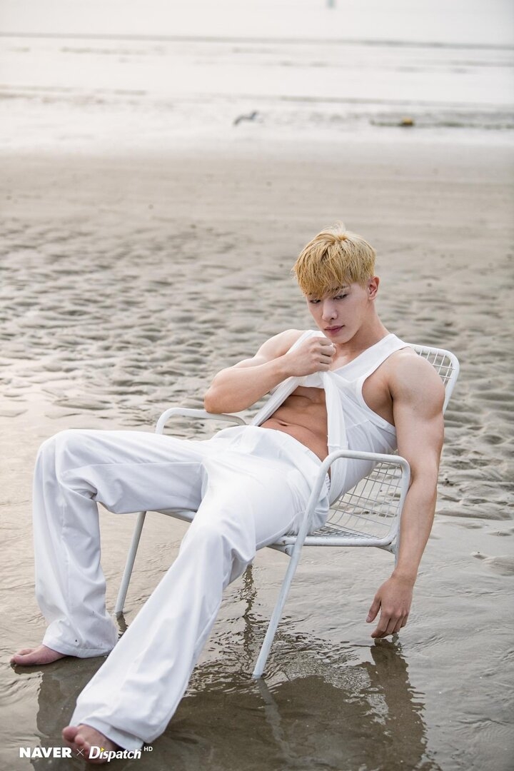 wonhoII.jpg