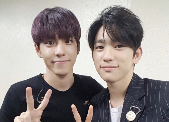 Wonpil-Jinyoung.jpg