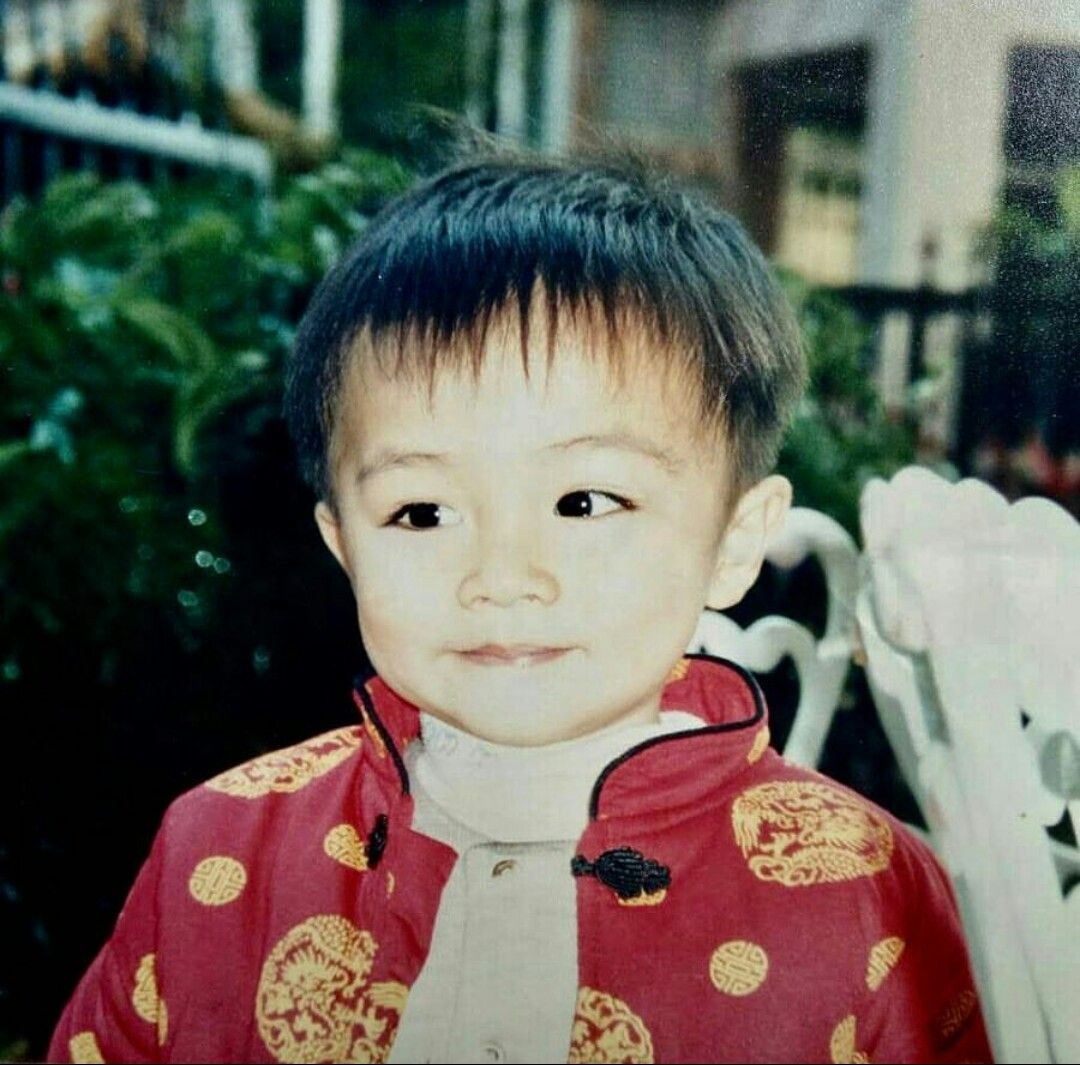 Xiaojun predebut.jpg