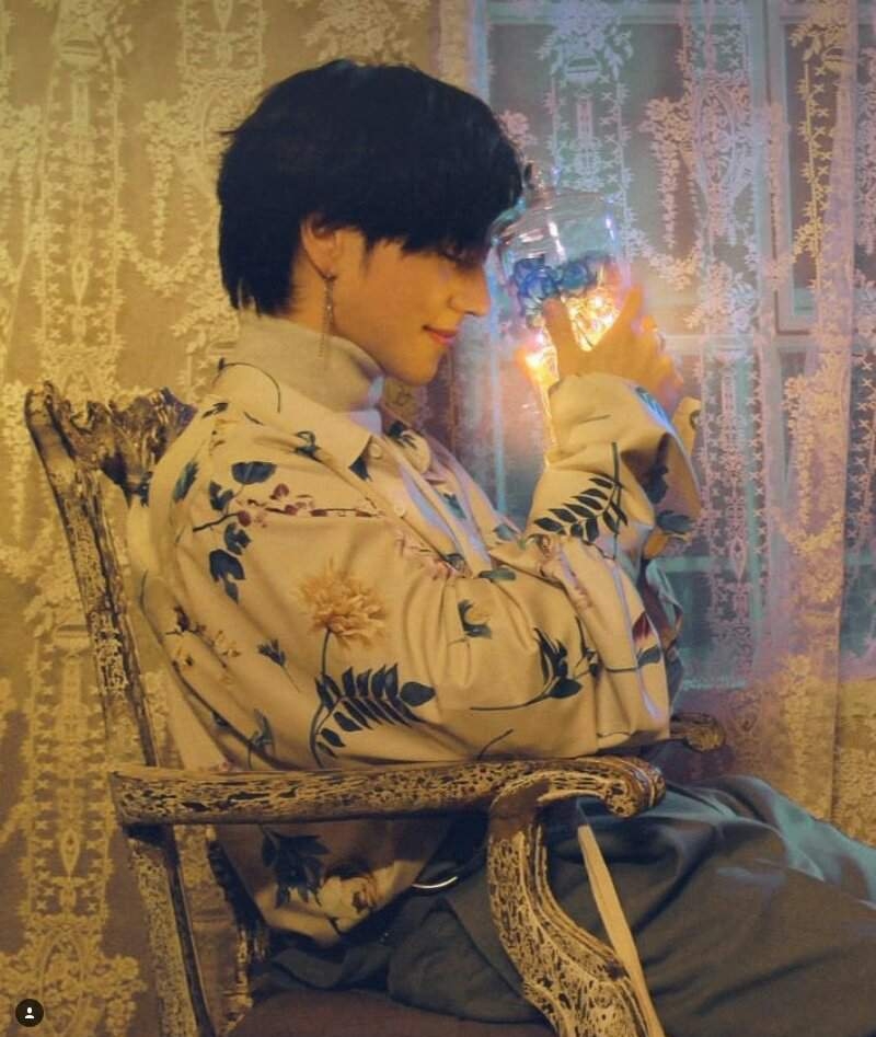 yugyeom glass jar.jpg