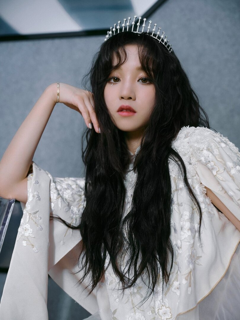 Yuqi 05.jpg