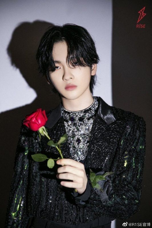 Zhou-Zhennan-533x800.jpg