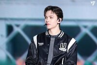weverse_media_3f4aff638e9d4d3cb6aec141d15a0b02336.jpg
