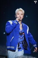 weverse_media_801f1a717c564789a8f6c893f924f525057.jpg