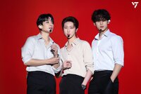 weverse_media_bf06bd76b41a4623b9c16739d68bc618234.jpg