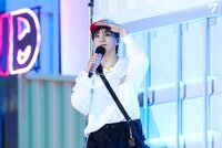 weverse_media_df29f87b830b4ab2bbd5fc0ed3d1a729198.jpg