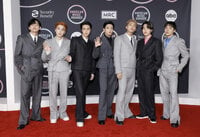 1228_fea_ENTER-MUS-YE-BTS-GET-1226x0-c-center.jpg