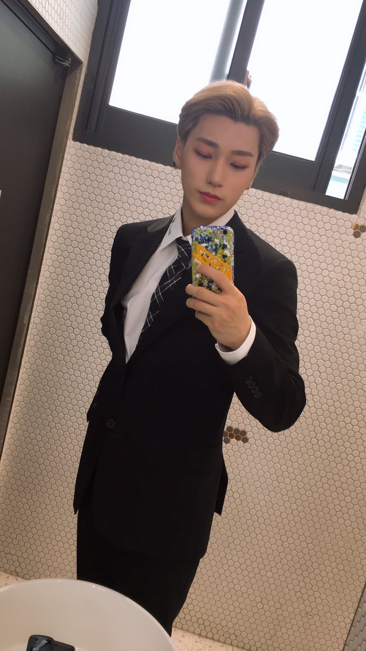 kpopsource.com